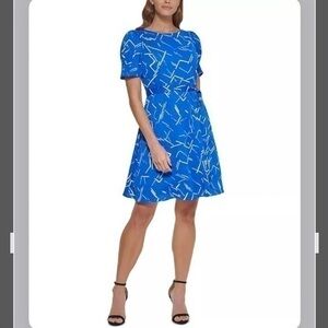 DKNY Puff Sleeve Tie Waist Dress in BLUE/CREAM Size 4